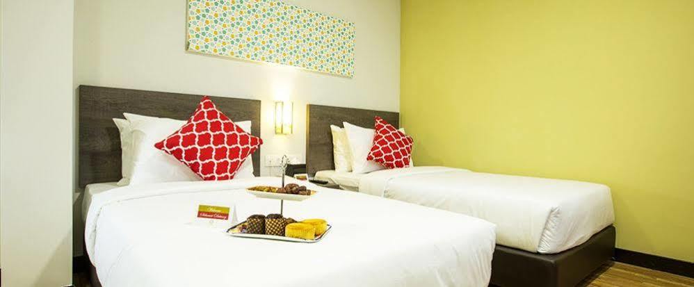 Humaira Hotel Tanah Merah  Buitenkant foto