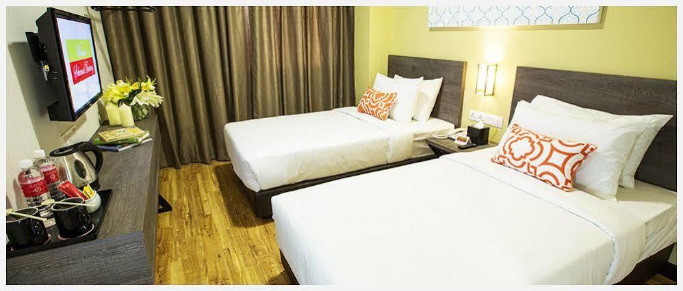 Humaira Hotel Tanah Merah  Buitenkant foto