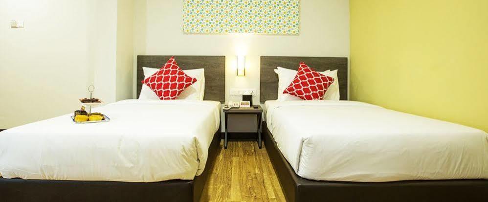 Humaira Hotel Tanah Merah  Buitenkant foto